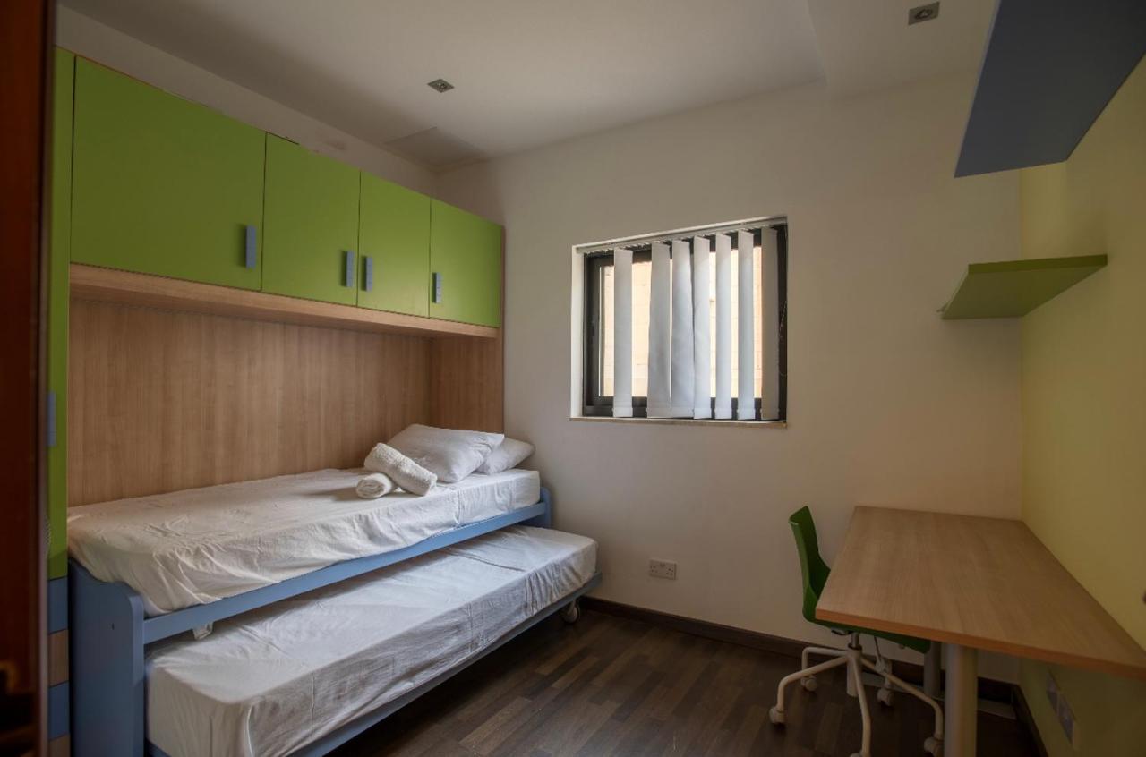 Bugibba Square Seaview 3 Bedroom Apartment San Pawl il-Baħar Zewnętrze zdjęcie